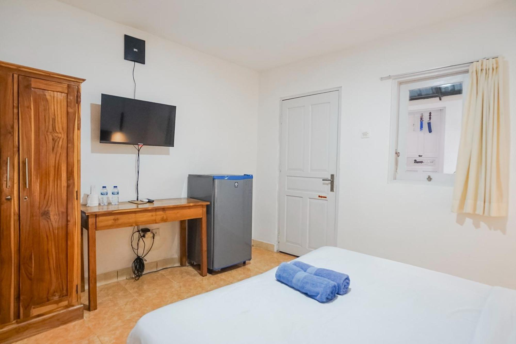 Kos 168 Jimbaran Hotel ภายนอก รูปภาพ
