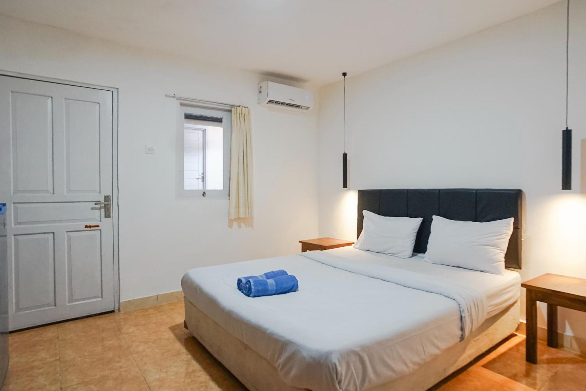 Kos 168 Jimbaran Hotel ภายนอก รูปภาพ