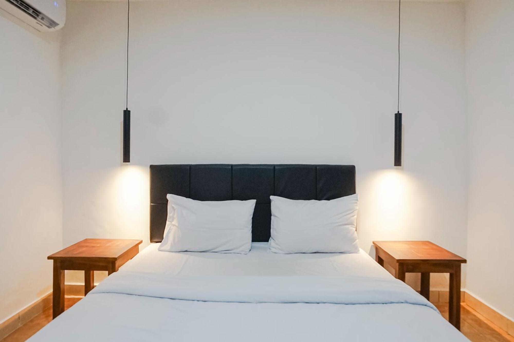Kos 168 Jimbaran Hotel ภายนอก รูปภาพ