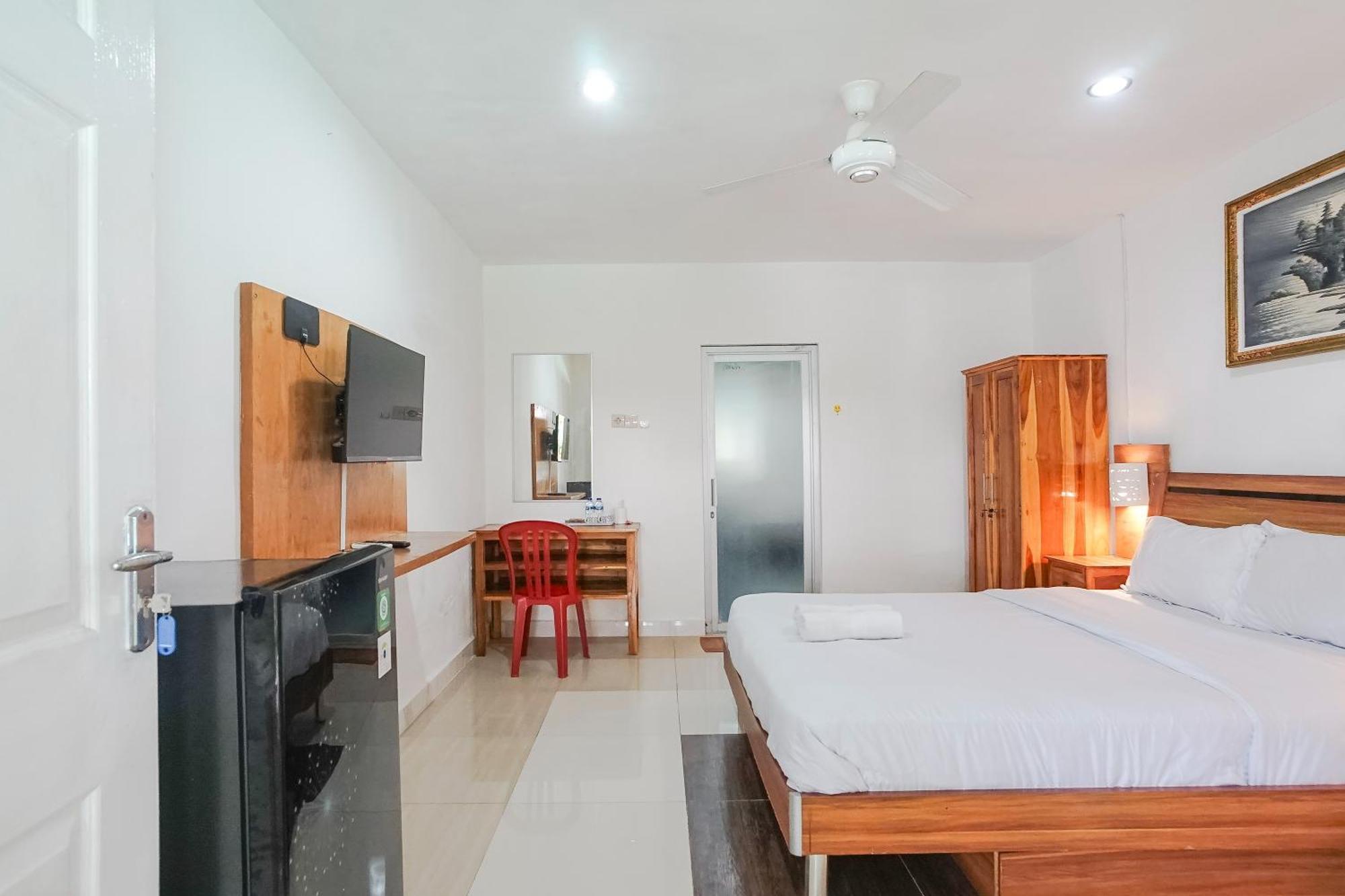 Kos 168 Jimbaran Hotel ภายนอก รูปภาพ